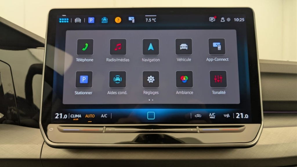 VOLKSWAGEN Golf 1.5 TSI EVO2 116 BVM6 LIFE PLUS - ref: 1-364673 - Photo 17