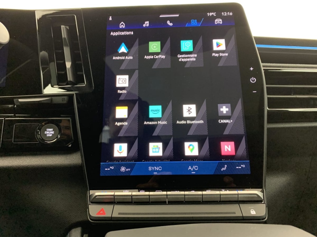 RENAULT Espace FULL HYBRID E-TECH 200 CH 7PL ESPRIT ALPINE - ref: 1-364710 - Photo 19