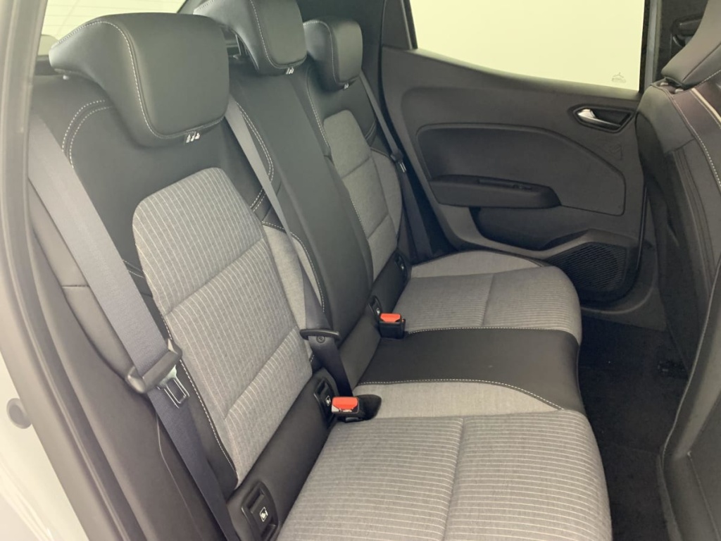 RENAULT Clio TCE 90 CH GSR2 TECHNO - ref: 1-364739 - Photo 10