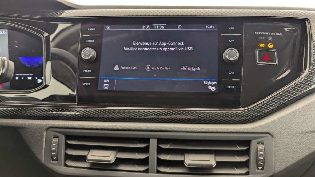 VOLKSWAGEN Polo 1.0 80 S S BVM5 - ref: 1-364930 - Photo 18