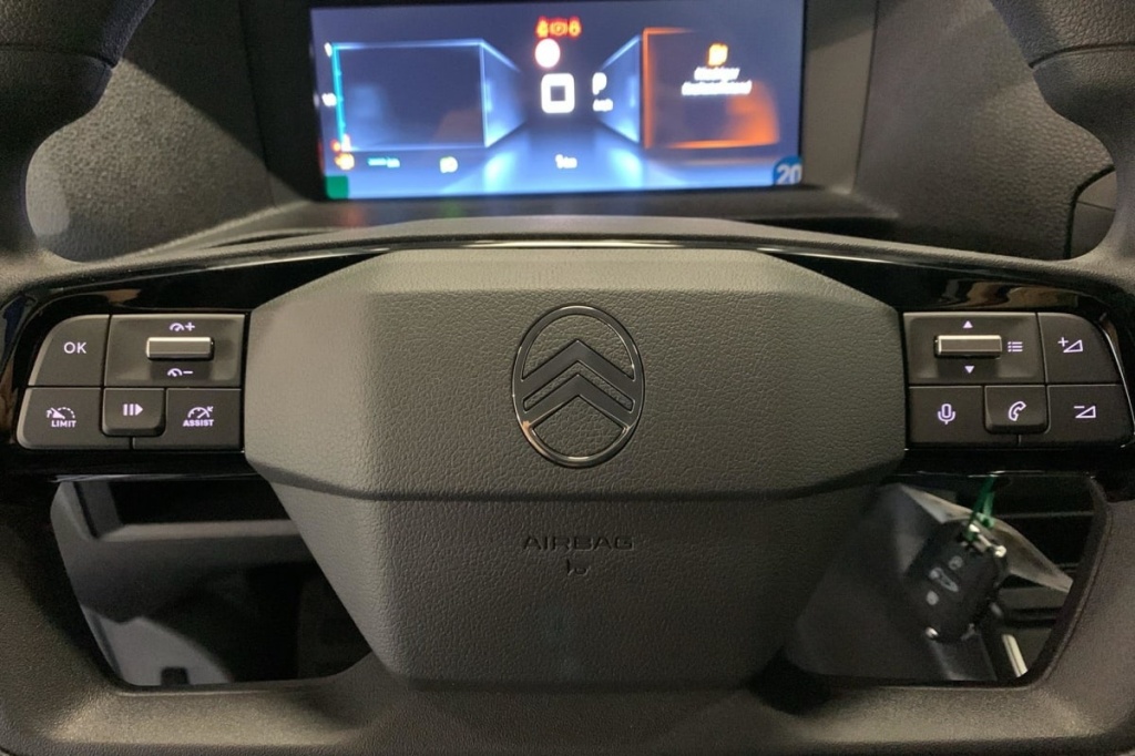 CITROEN Jumpy XL BLUEHDI 145 S S EAT8 - ref: 1-364945 - Photo 15