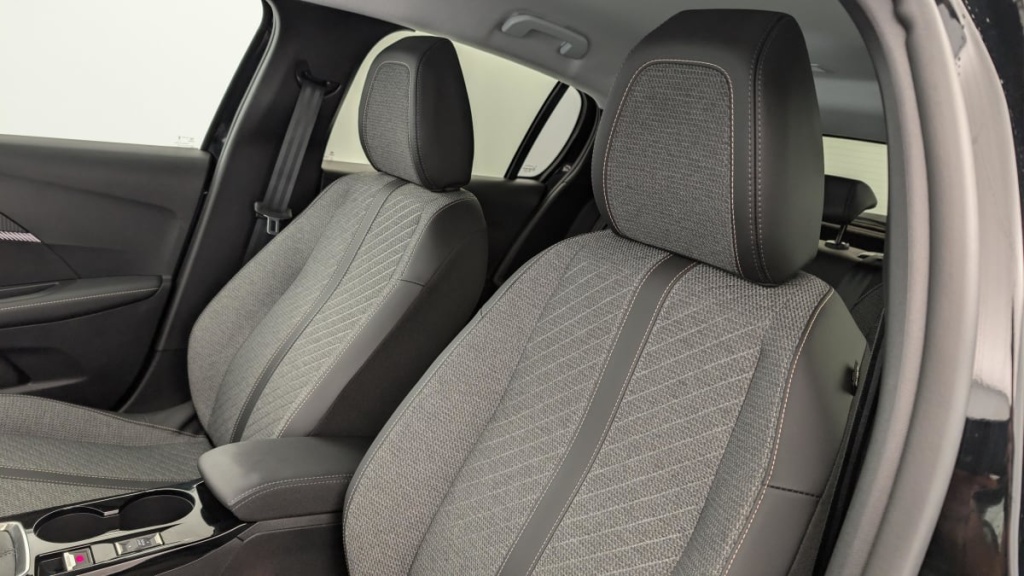 PEUGEOT 208 PureTech 100 S S BVM6 Allure - ref: 1-365043 - Photo 15