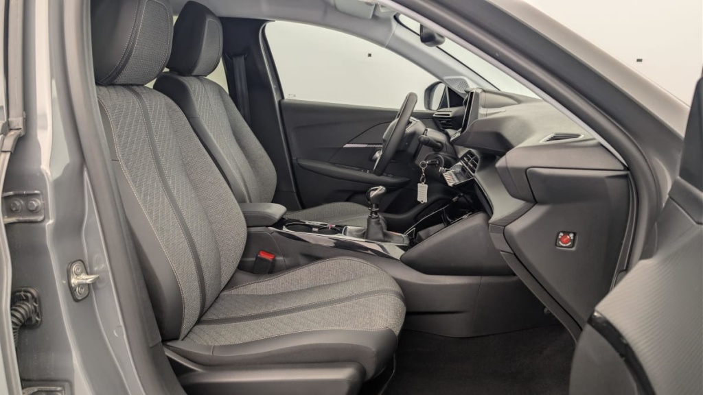 PEUGEOT 208 100 S S BVM6 Allure - ref: 1-365056 - Photo 9