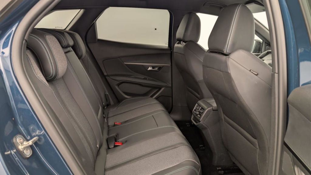 PEUGEOT 3008 Hybrid 180 e-EAT8 Allure Pack - ref: 1-365086 - Photo 10