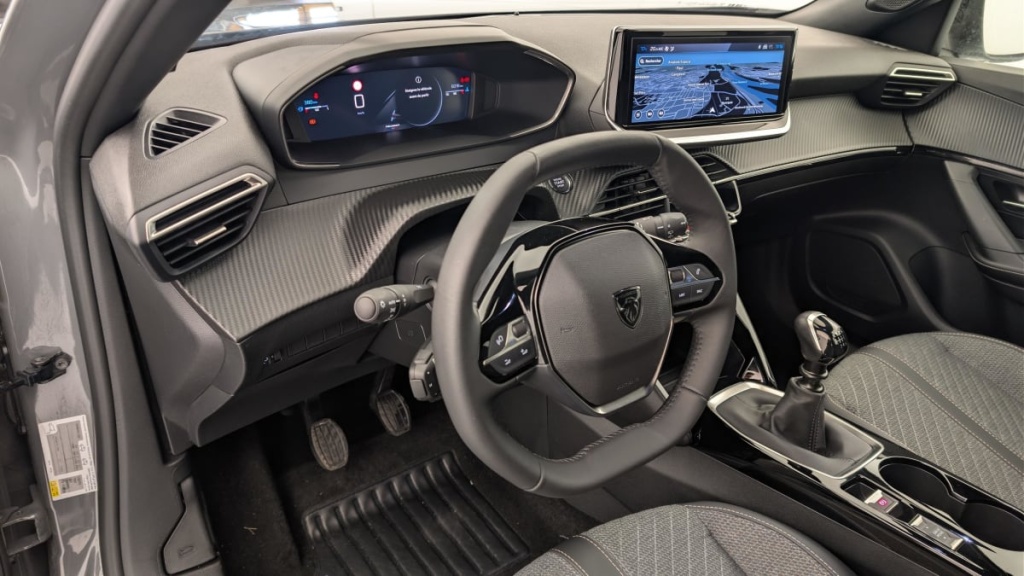 PEUGEOT 2008 100 S S BVM6 Allure - ref: 1-365106 - Photo 15