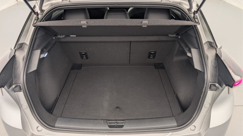 MG MG4 64KWH 204CH LUXURY - ref: 1-365156 - Photo 11