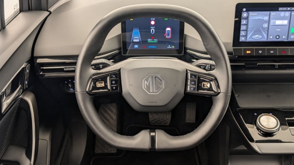 MG MG4 64KWH 204CH LUXURY - ref: 1-365160 - Photo 14