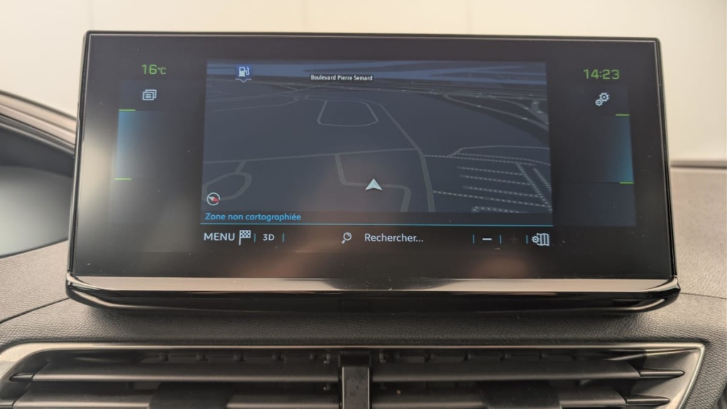 PEUGEOT 3008 Hybrid 180 e-EAT8 Allure Pack - ref: 1-365163 - Photo 19