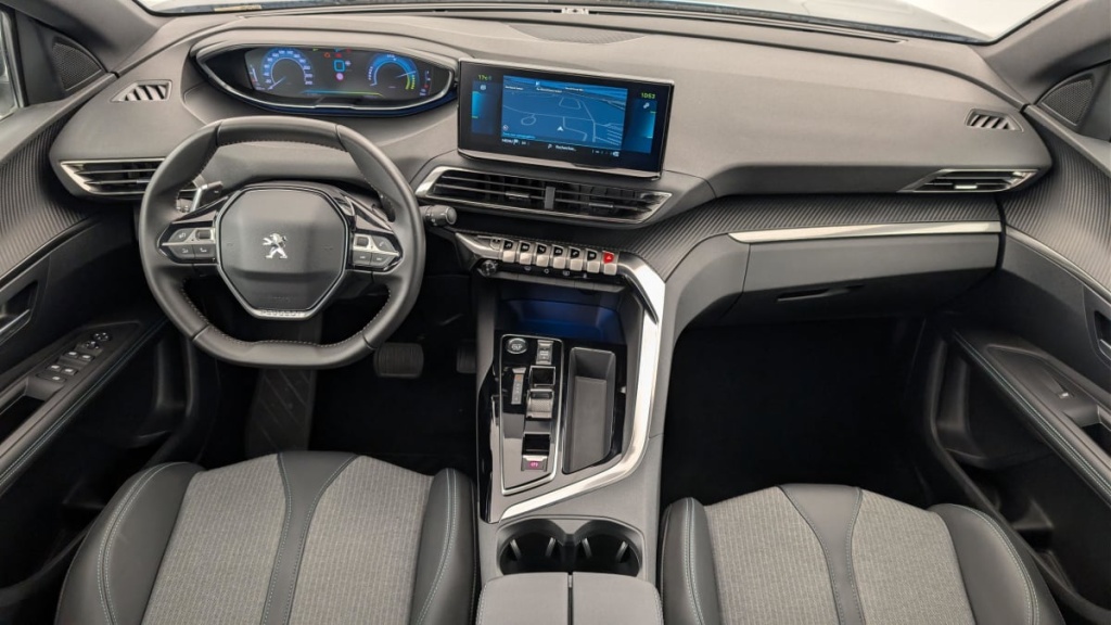 PEUGEOT 3008 Hybrid 180 e-EAT8 Allure Pack - ref: 1-365225 - Photo 13