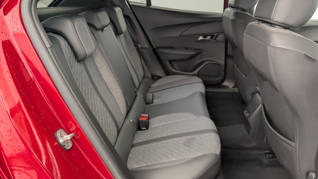 PEUGEOT 2008 100 S S BVM6 Allure - ref: 1-365232 - Photo 10