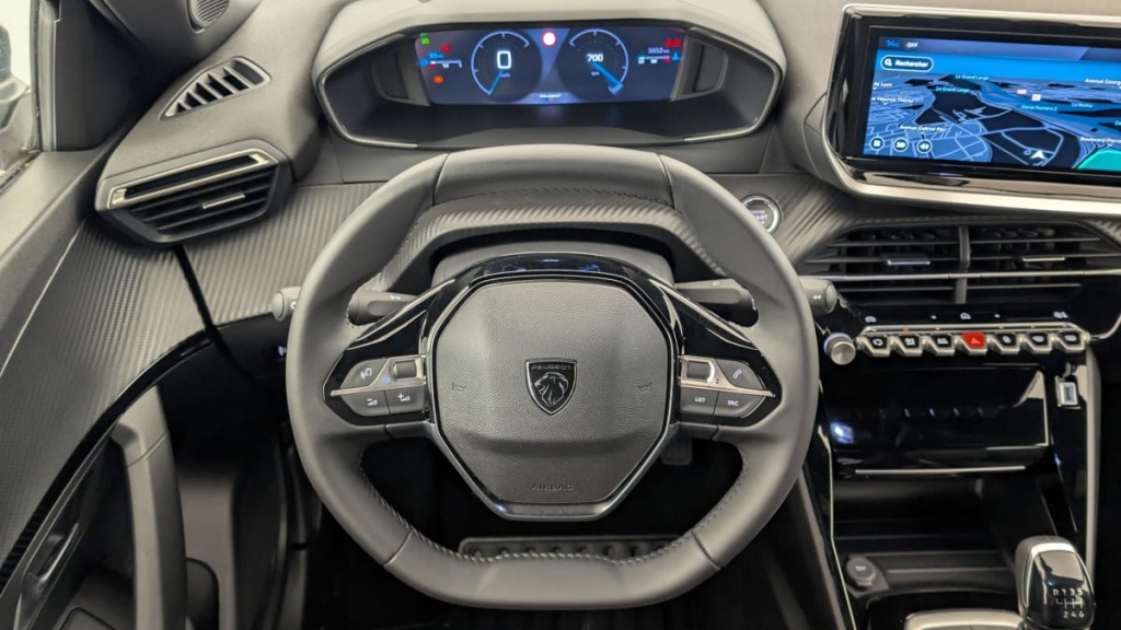 PEUGEOT 2008 100 S S BVM6 Allure - ref: 1-365232 - Photo 14