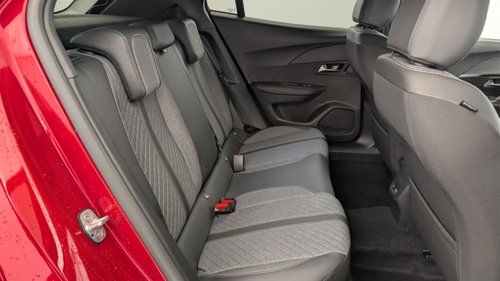 PEUGEOT 2008 100 S S BVM6 Allure - ref: 1-365233 - Photo 10