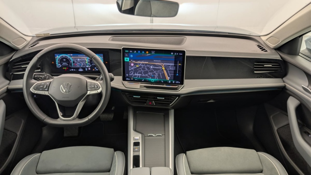 VOLKSWAGEN Passat 2.0 TDI EVO SCR 150 DSG7 Life Plus - ref: 1-365292 - Photo 13