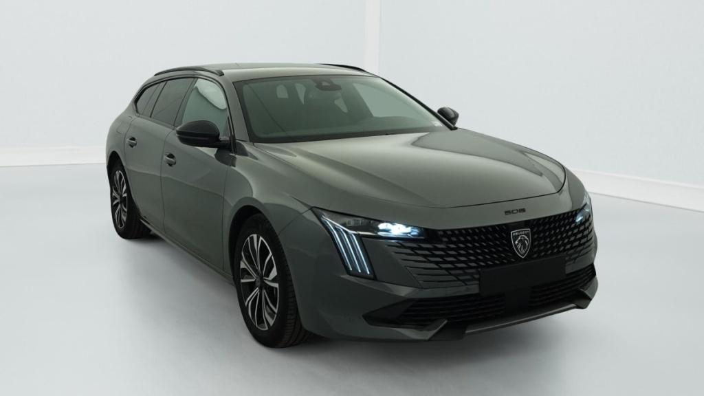 PEUGEOT 508 SW Hybrid 225 e-EAT8 Allure - ref: 1-365312 - Photo 1