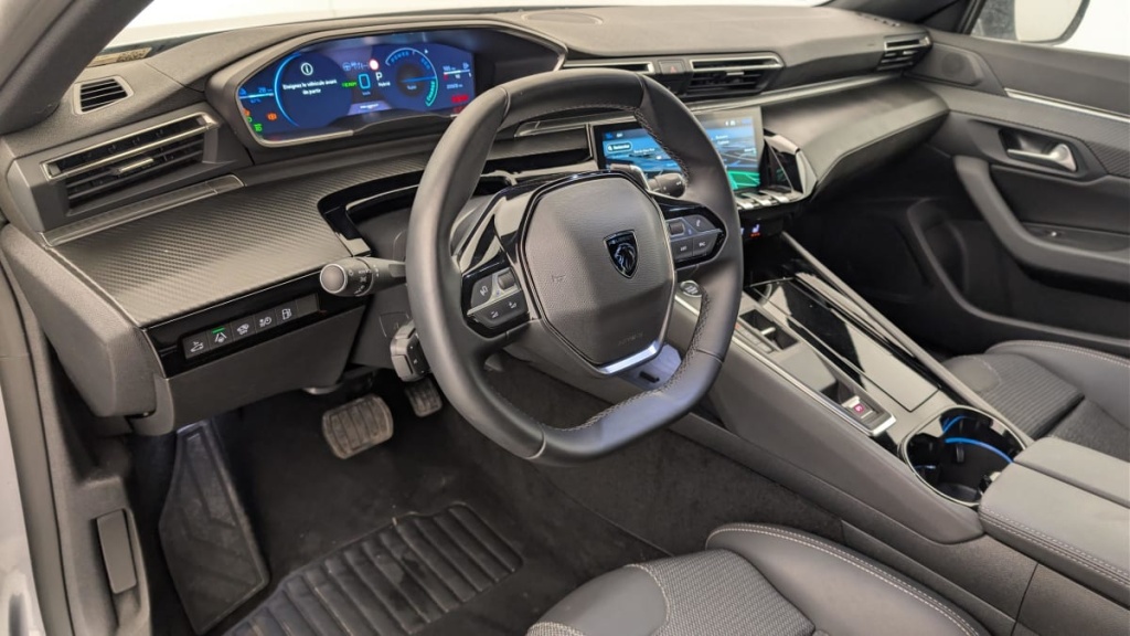 PEUGEOT 508 SW Hybrid 225 e-EAT8 Allure - ref: 1-365313 - Photo 15