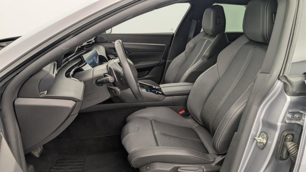 PEUGEOT 508 SW Hybrid 225 e-EAT8 Allure - ref: 1-365315 - Photo 16