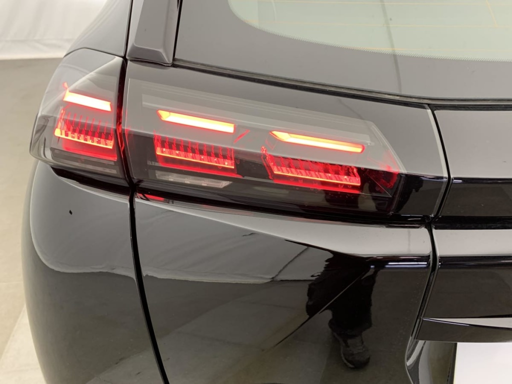 PEUGEOT 2008 100 S S BVM6 Style - ref: 1-365351 - Photo 12