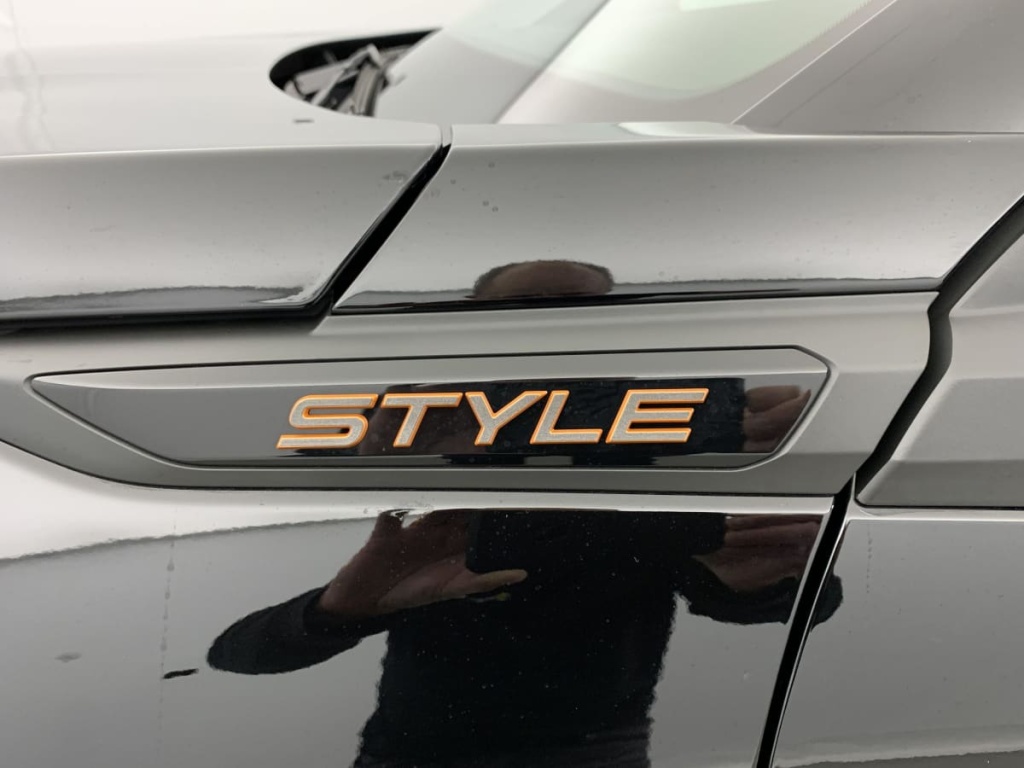 PEUGEOT 2008 100 S S BVM6 Style - ref: 1-365351 - Photo 17