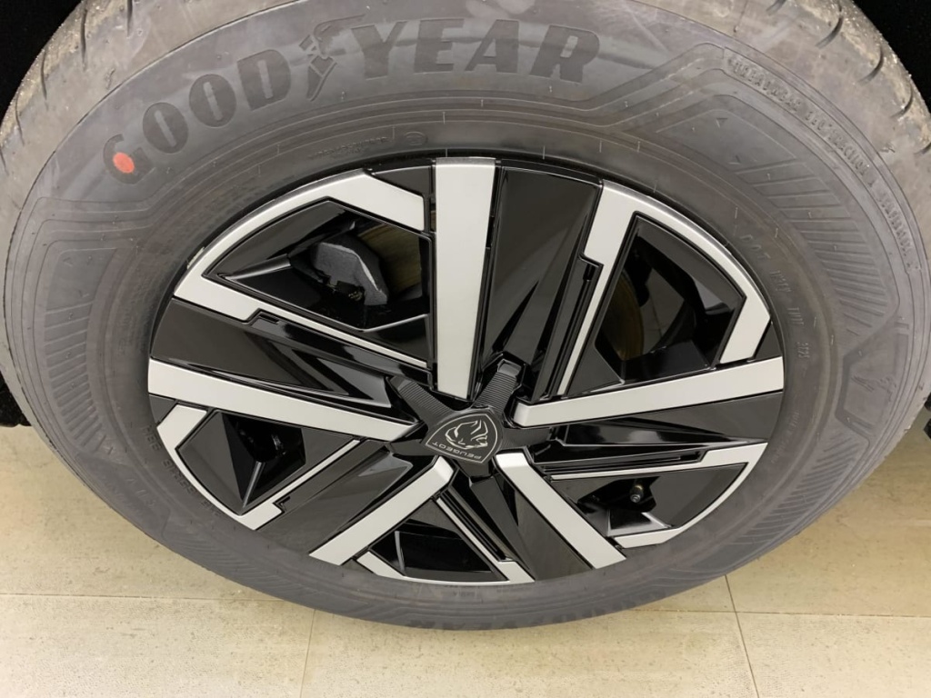 PEUGEOT 2008 100 S S BVM6 Style - ref: 1-365351 - Photo 20