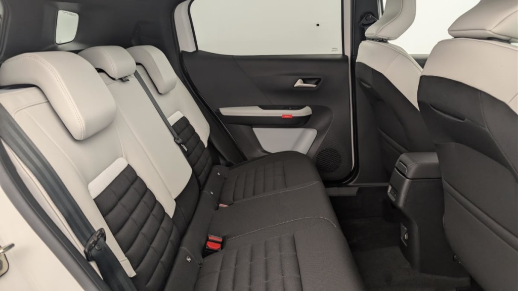 CITROEN C3 Aircross Hybride 145 e-DCS6 Max - ref: 1-365511 - Photo 10