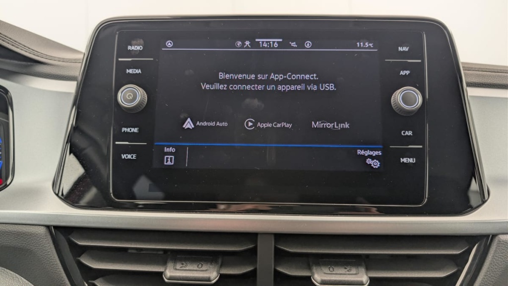 VOLKSWAGEN T-Roc 1.0 TSI 110 START STOP BVM6 LIFE PLUS - ref: 1-365596 - Photo 19