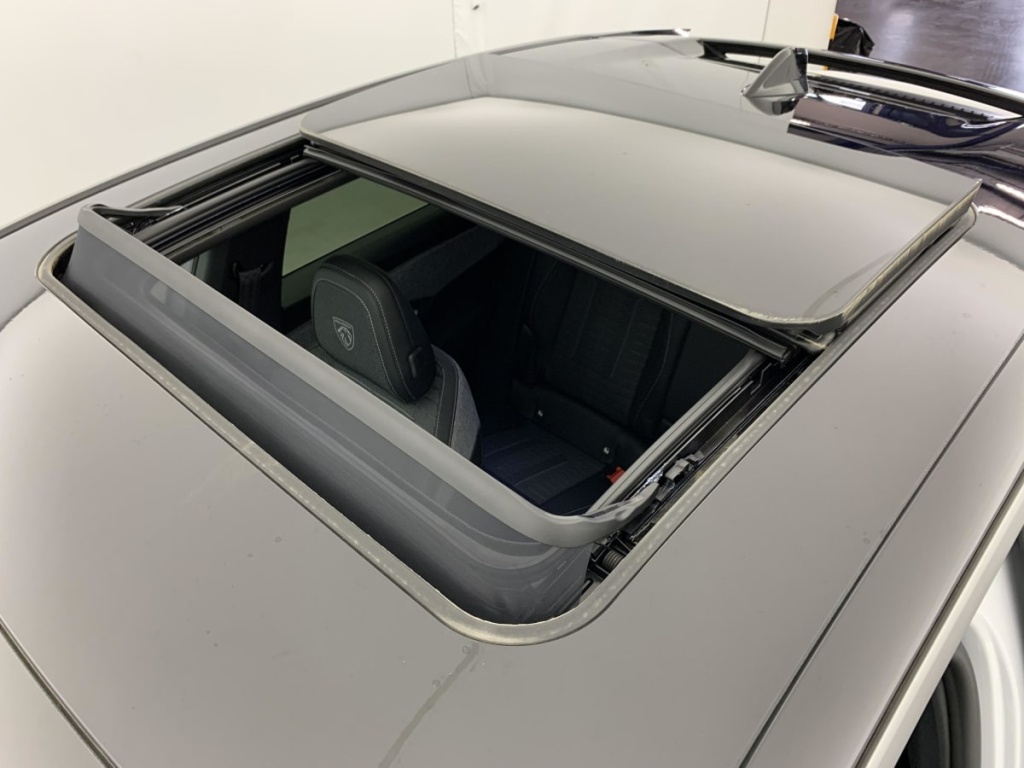 PEUGEOT 3008 Hybrid 145 e-DCS6 GT - ref: 1-365852 - Photo 10