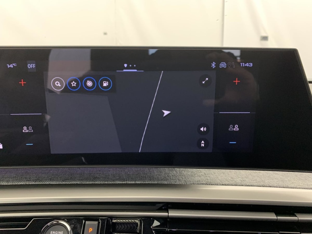 PEUGEOT 3008 Hybrid 145 e-DCS6 GT - ref: 1-365861 - Photo 17