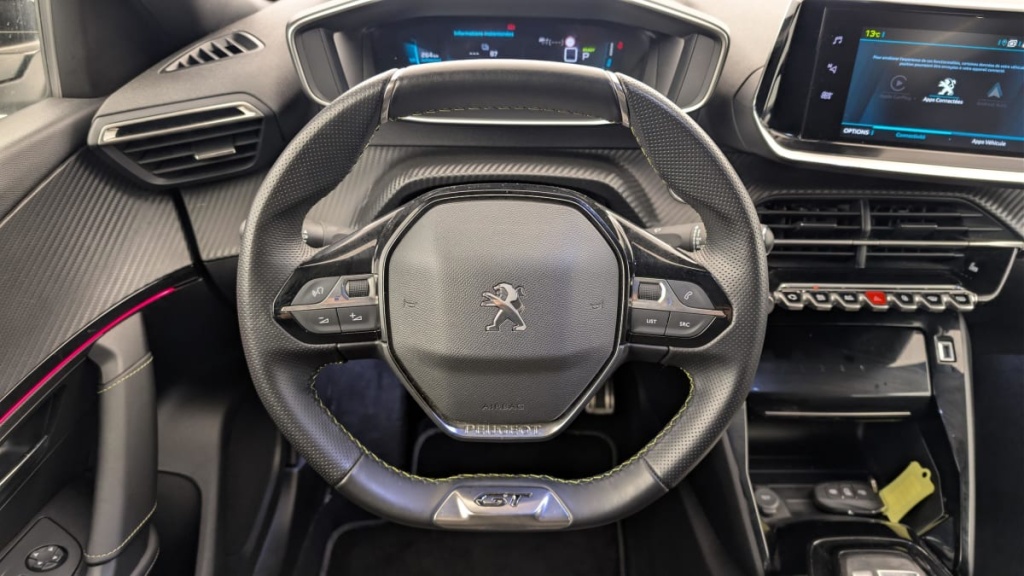 PEUGEOT 2008 136 ch GT - ref: 1-366060 - Photo 14