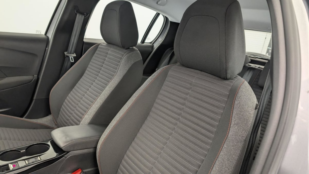 PEUGEOT 208 50 kWh 136ch Active Pack - ref: 1-366090 - Photo 16