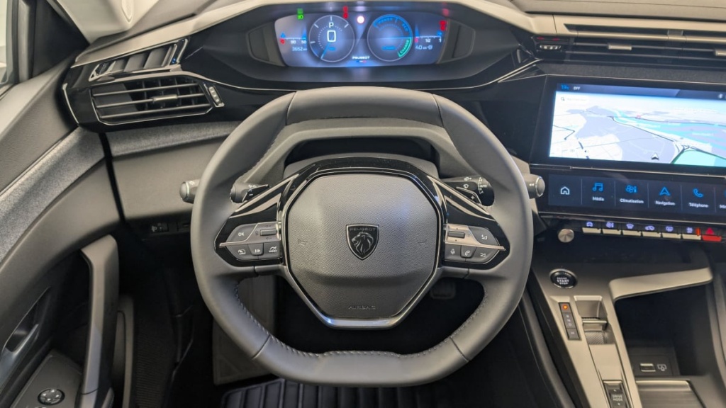 PEUGEOT 308 Hybrid 145 e-DCS6 Allure - ref: 1-366302 - Photo 14