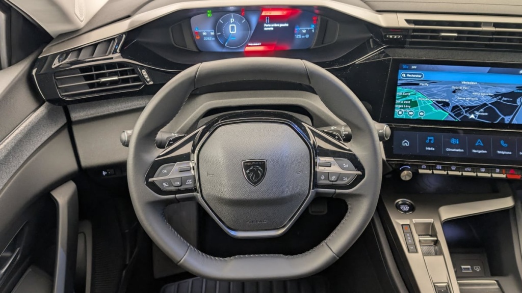 PEUGEOT 308 Hybrid 145 e-DCS6 Allure - ref: 1-366307 - Photo 14