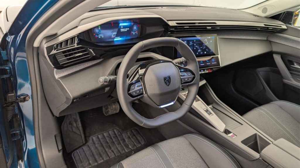 PEUGEOT 308 Hybrid 145 e-DCS6 Allure - ref: 1-366315 - Photo 15