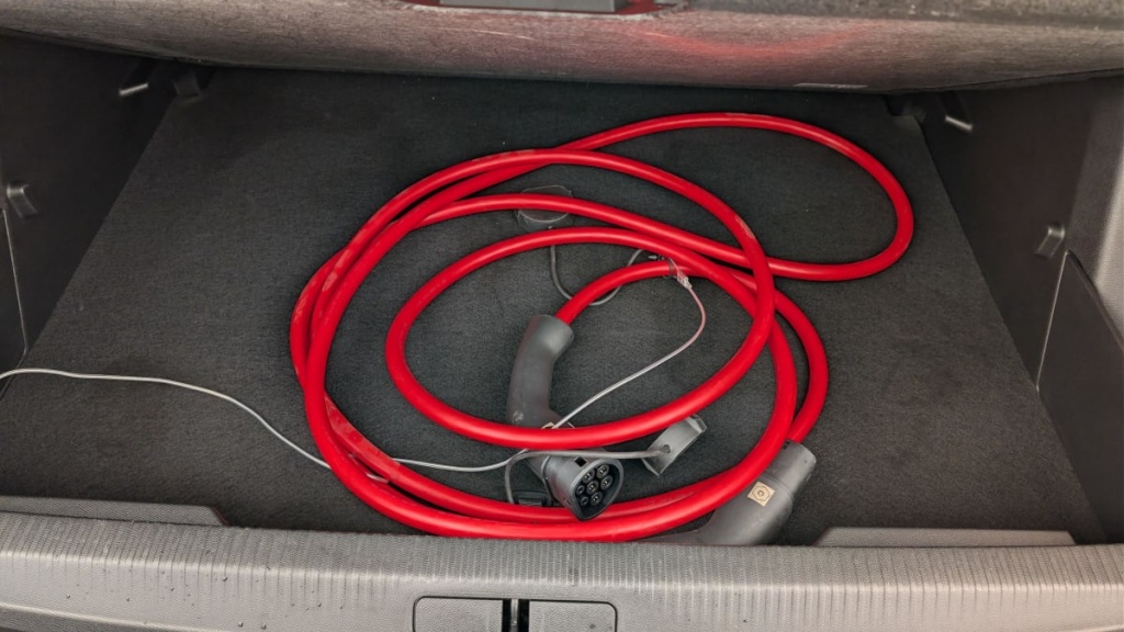 PEUGEOT 2008 50 kWh 136 ch GT - ref: 1-366539 - Photo 20