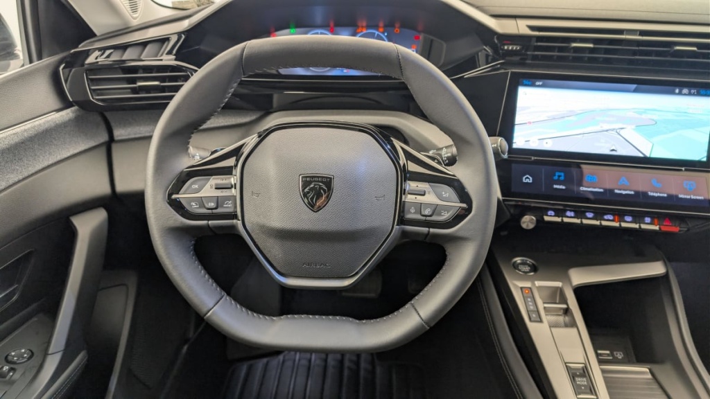 PEUGEOT 308 PHEV 180 e-EAT8 Allure - ref: 1-366829 - Photo 14