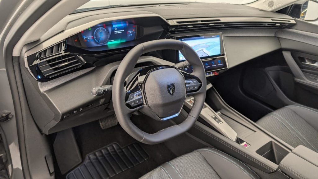 PEUGEOT 308 PHEV 180 e-EAT8 Allure - ref: 1-366829 - Photo 15