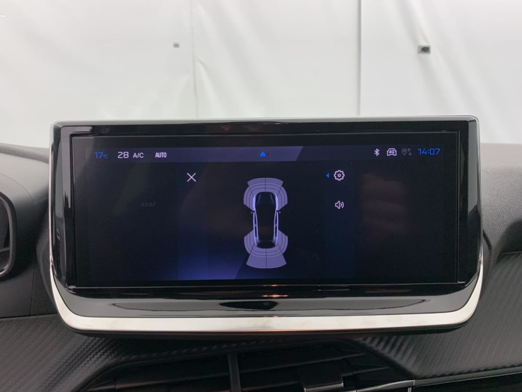 PEUGEOT 208 Hybrid 110 e-DCS6 Allure - ref: 1-366909 - Photo 17