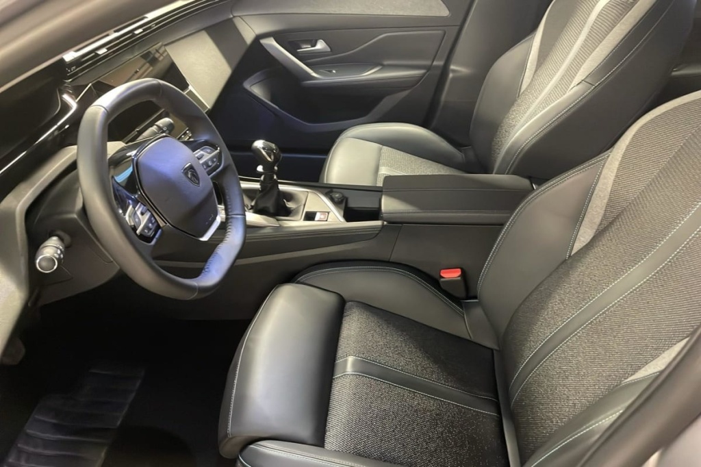 PEUGEOT 308 SW PureTech 130ch S S BVM6 Allure - ref: 1-366943 - Photo 9