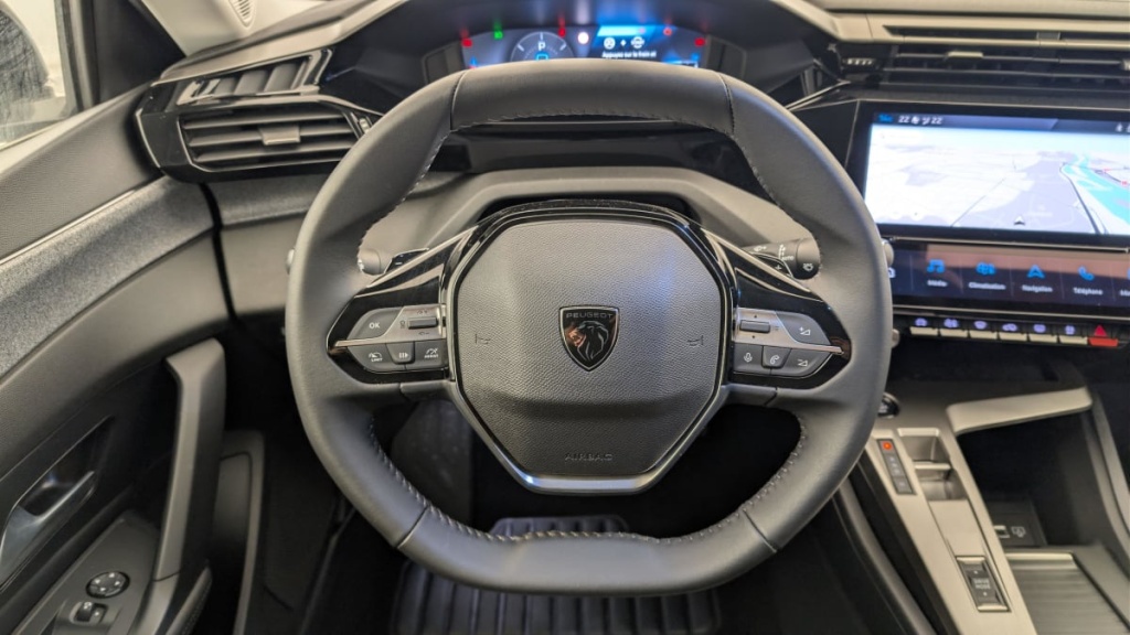 PEUGEOT 308 Hybrid 145 e-DCS6 Allure - ref: 1-367038 - Photo 14