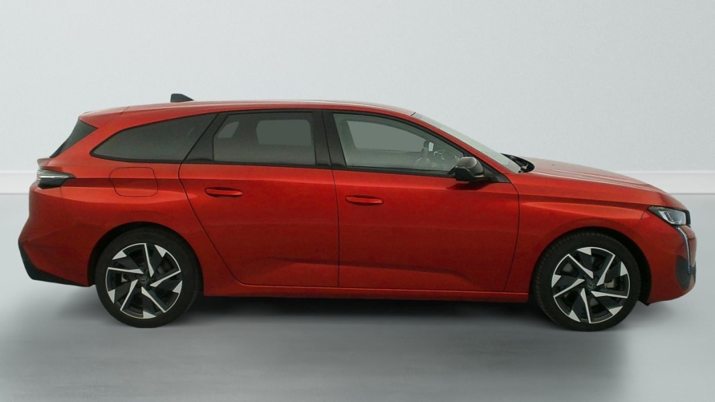 PEUGEOT 308 SW PHEV 180 e-EAT8 Allure - ref: 1-367047 - Photo 8