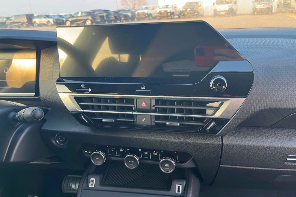 CITROEN E-C4 136 ch autonomie standard Automatique Max - ref: 1-367109 - Photo 17