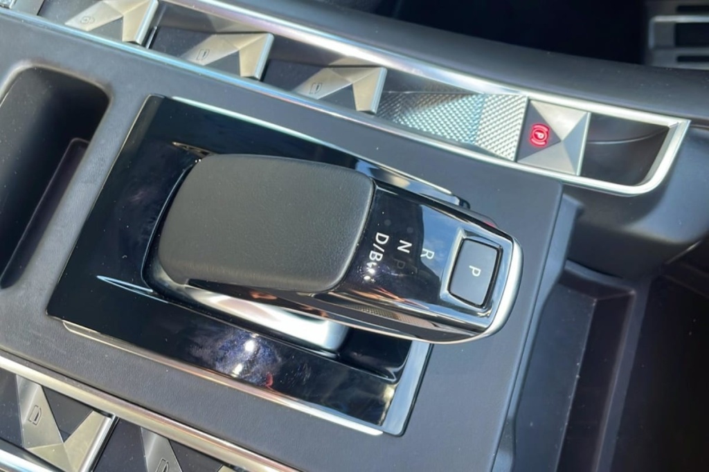 DS DS7 Hybride Rechargeable E-Tense 225 EAT8 Opera - ref: 1-367110 - Photo 16