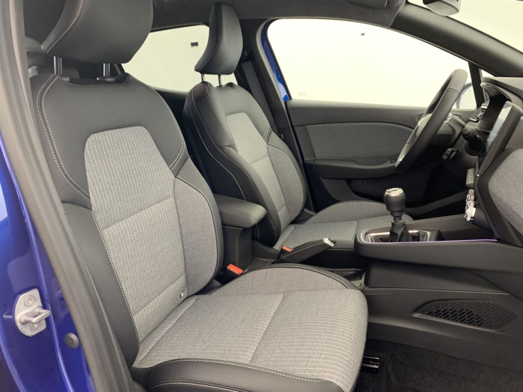 RENAULT Clio TCE 90 CH GSR2 TECHNO - ref: 1-367123 - Photo 9