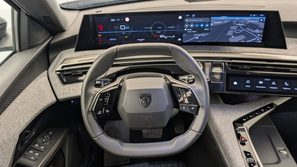 PEUGEOT 3008 HYBRID 136 E-DCS6 ALLURE - ref: 1-367146 - Photo 14