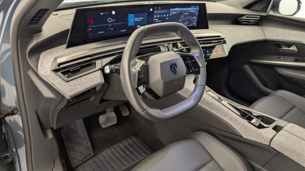 PEUGEOT 3008 HYBRID 136 E-DCS6 ALLURE - ref: 1-367146 - Photo 15