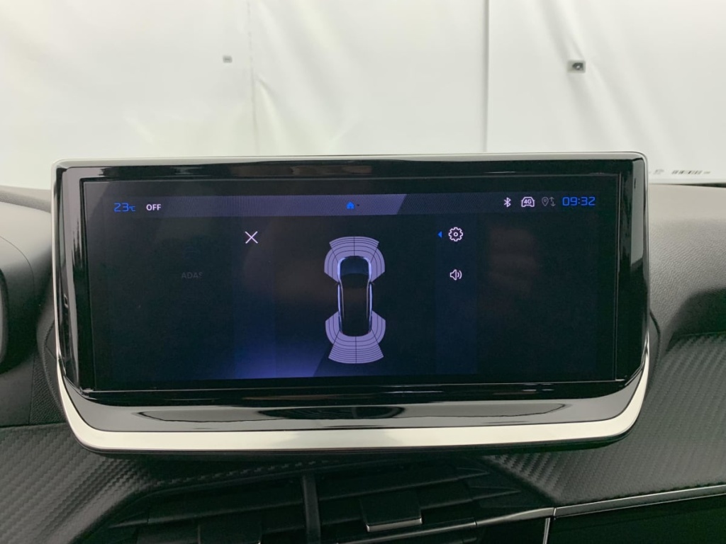 PEUGEOT 2008 Hybrid 145 e-DCS6 Allure - ref: 1-367245 - Photo 17