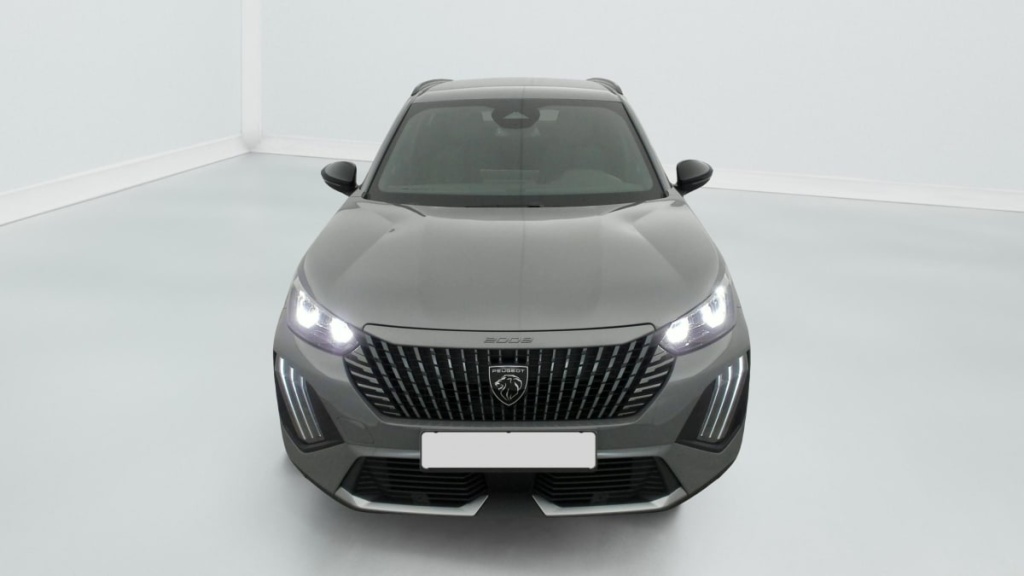 PEUGEOT 2008 Hybrid 145 e-DCS6 Allure - ref: 1-367252 - Photo 2