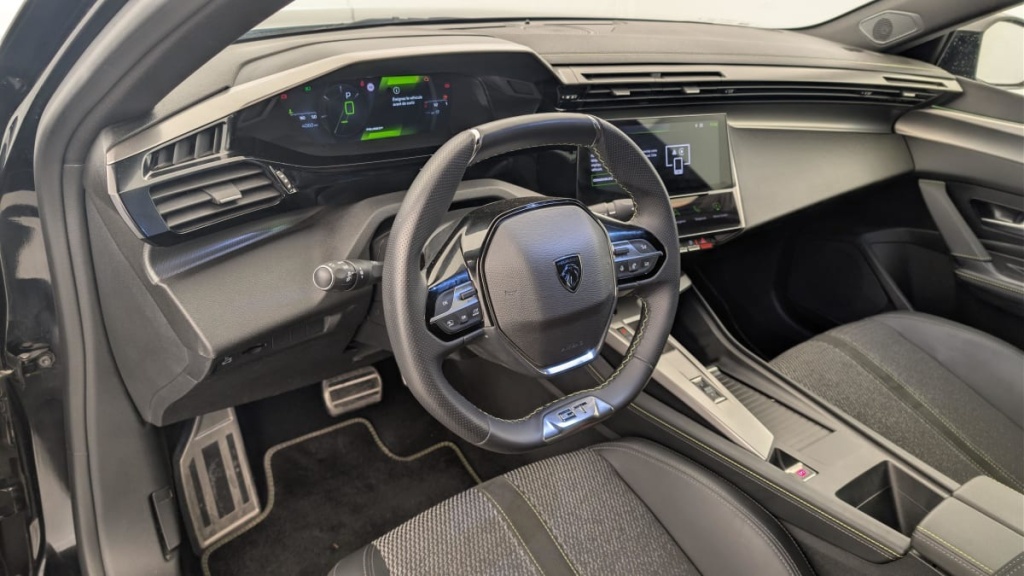 PEUGEOT 408 Hybrid 145 e-DCS6 GT - ref: 1-367373 - Photo 15