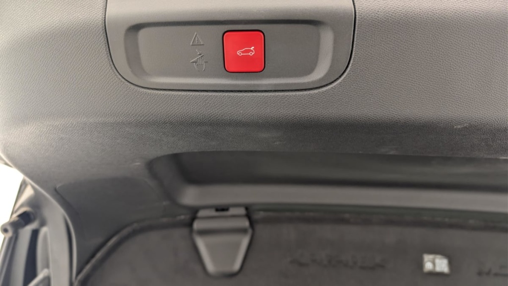 PEUGEOT 408 Hybrid 145 e-DCS6 GT - ref: 1-367373 - Photo 20