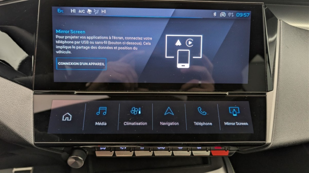 PEUGEOT 408 Hybrid 145 e-DCS6 GT - ref: 1-367375 - Photo 17