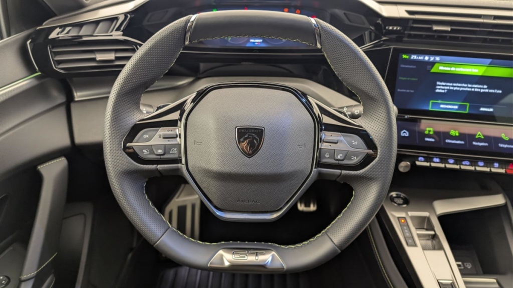 PEUGEOT 408 Hybrid 145 e-DCS6 GT - ref: 1-367379 - Photo 14